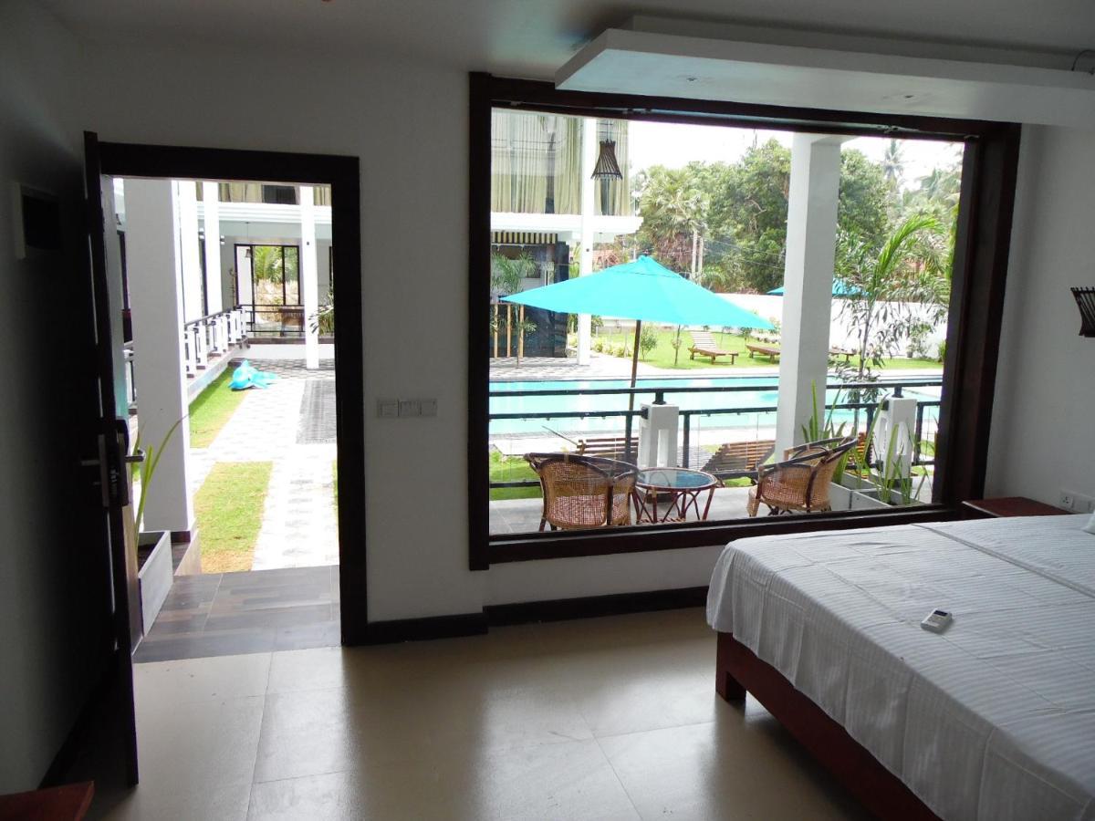 J7 Villaj Resort Тринкомале Екстериор снимка